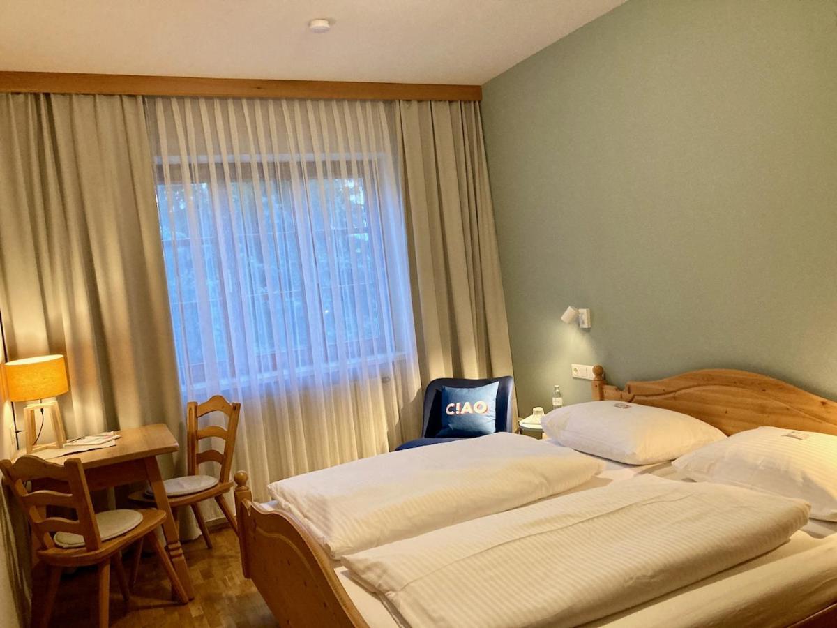 Zoechbauer Gaestehaus - Hotel Garni Kapelln Esterno foto